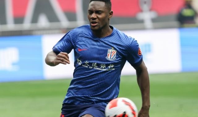 【中超】马莱莱路易斯破门 申花2比0完胜西海岸